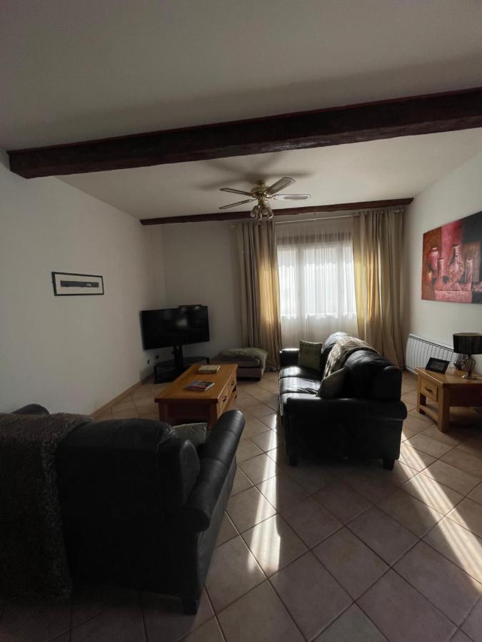 Gite D'Ecosse Appartement Azille Buitenkant foto