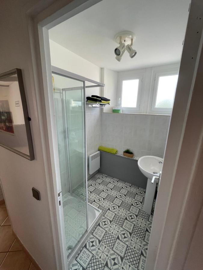 Gite D'Ecosse Appartement Azille Buitenkant foto