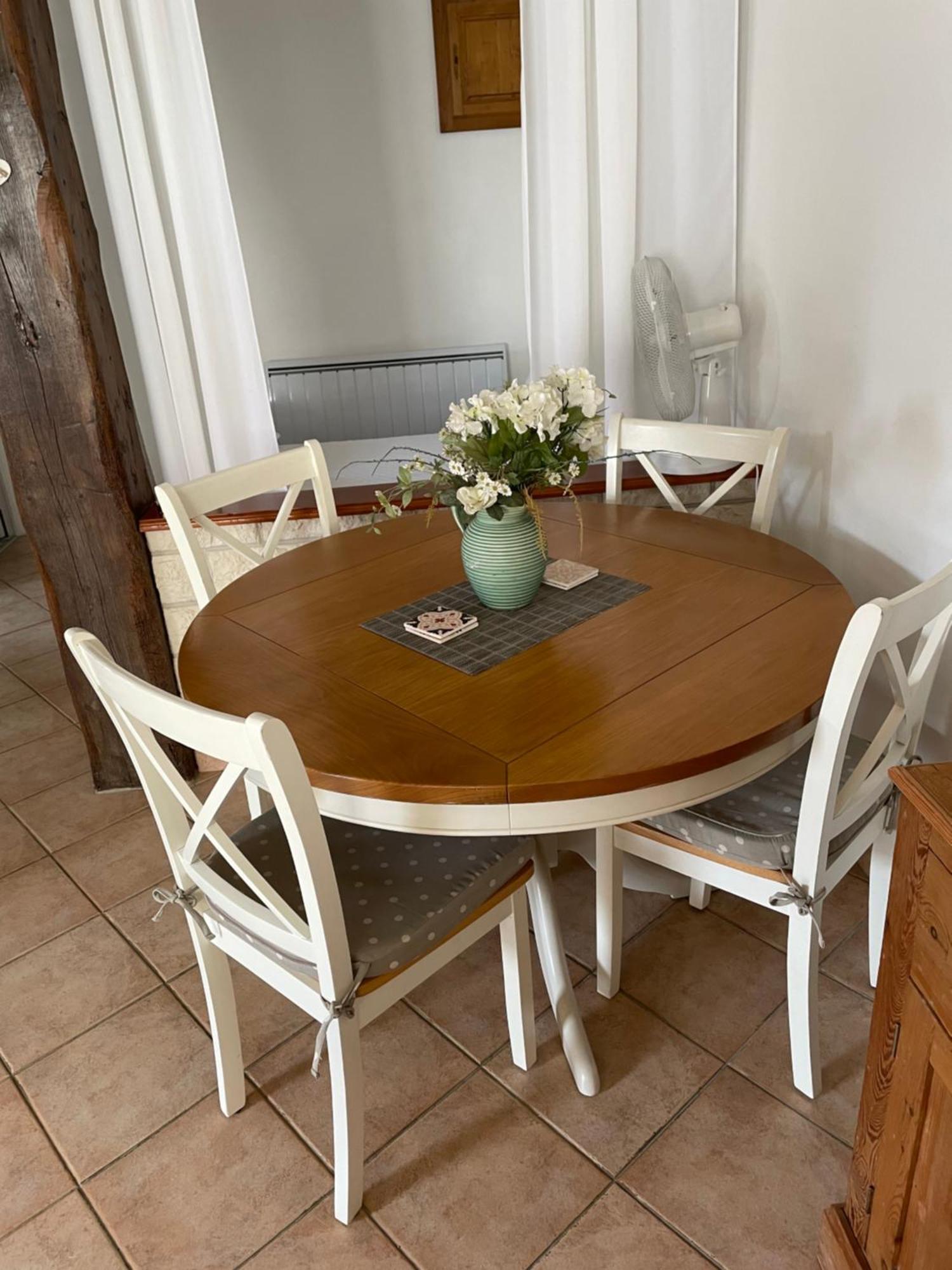 Gite D'Ecosse Appartement Azille Buitenkant foto